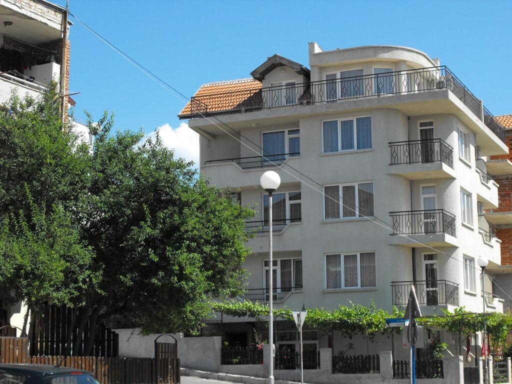 Къща За Гости Каракачанов Sozopol Exterior foto